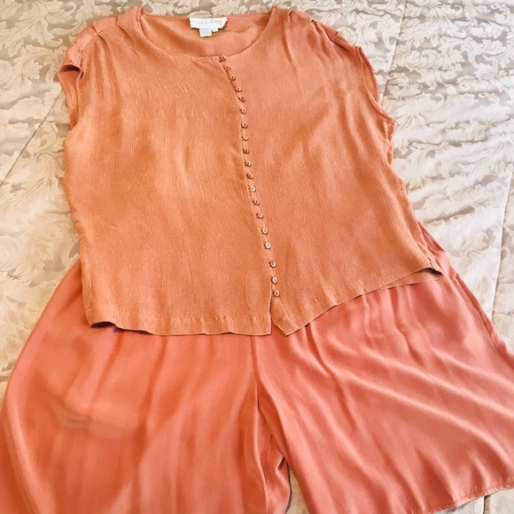 OUT OF THE BLUE SILK SUNTAN BLOUSE - Picture 4 of 4